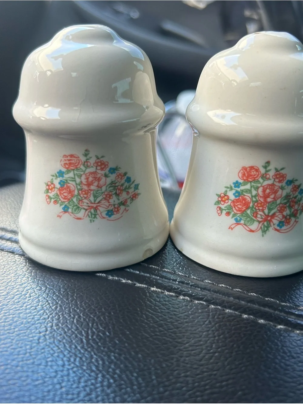 Classic Rose Bouquet White Ceramic Salt and Pepper Shakers - Unbranded
